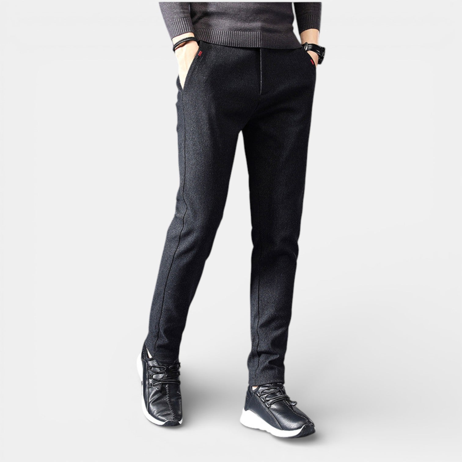 MATZ 軽量テーパード・パンツ