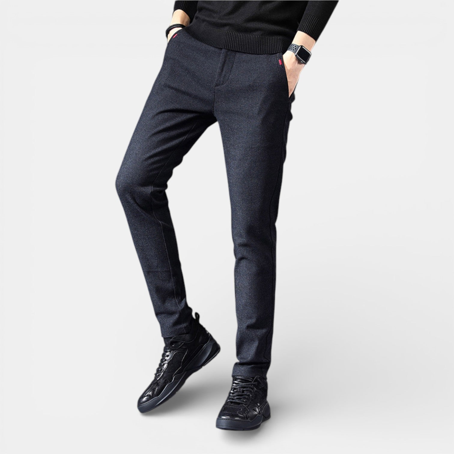 MATZ 軽量テーパード・パンツ